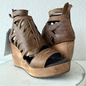 Lane Boots BECCA Womens Brown Wedges 8.5 Western Sandals Cowgirl Wooden Heel NEW